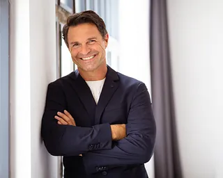 Daniel Popov - Geschäftsinhaber